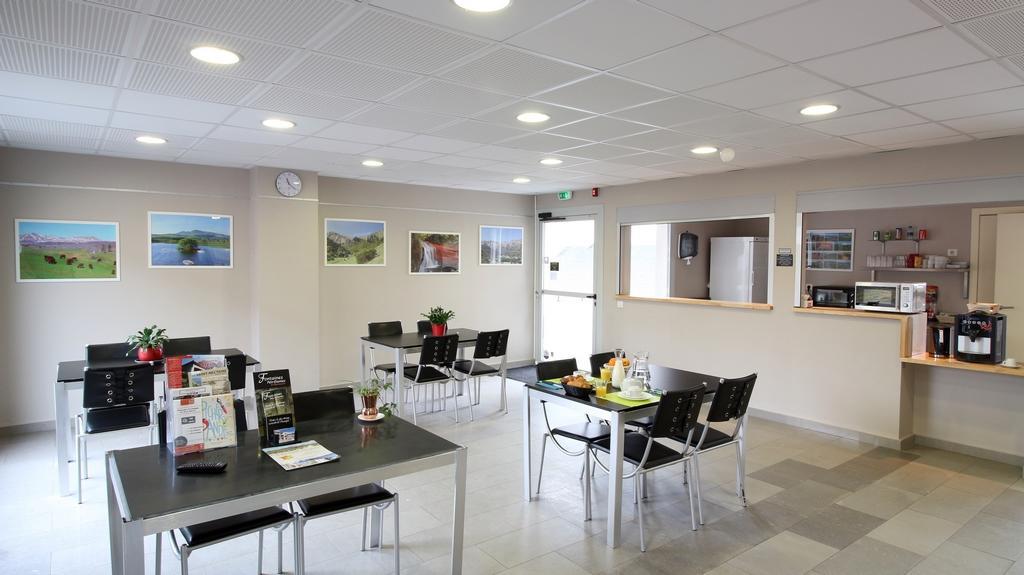 Aux Balcons Du Sancy Picherande Exterior foto