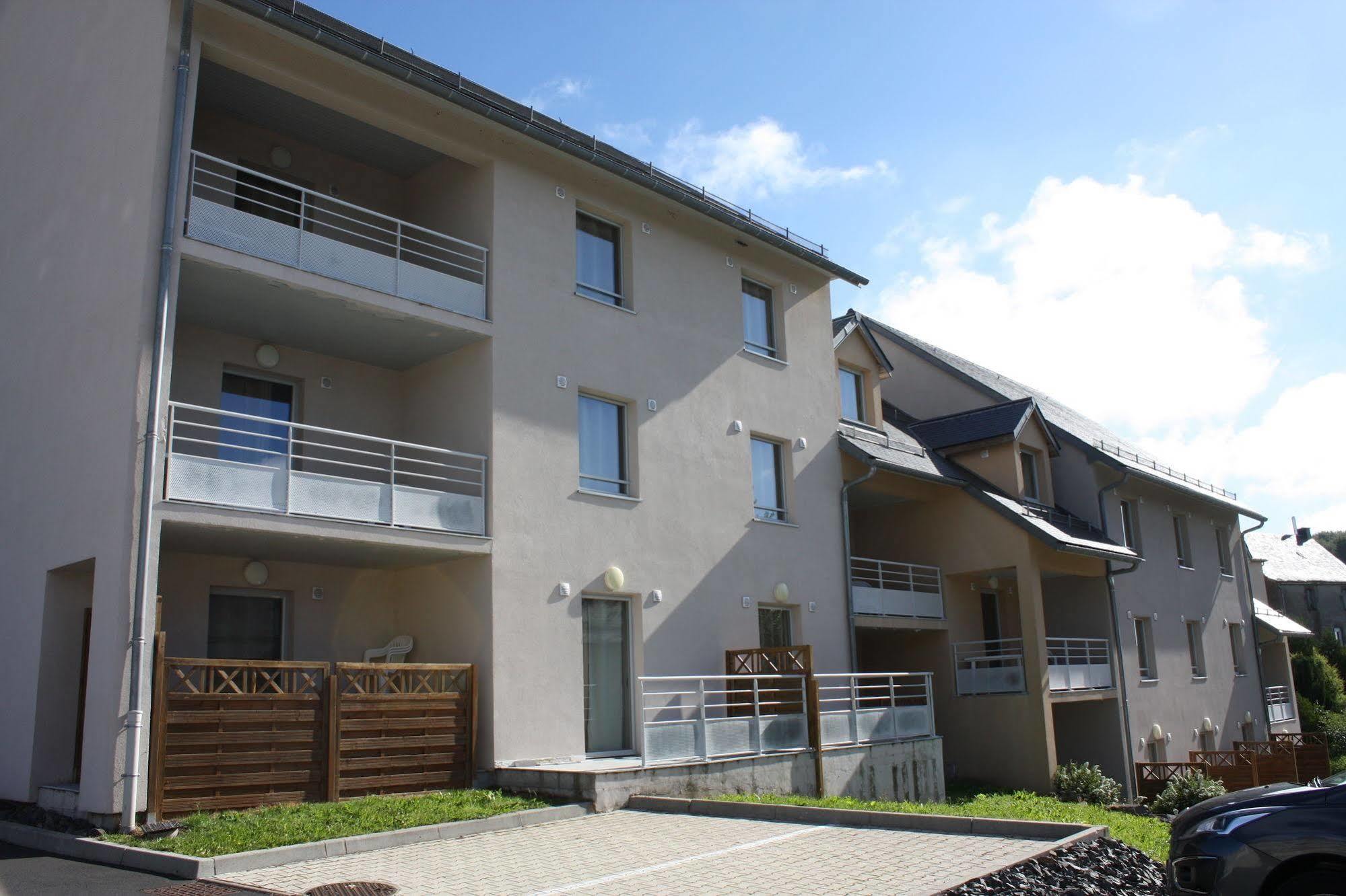 Aux Balcons Du Sancy Picherande Exterior foto